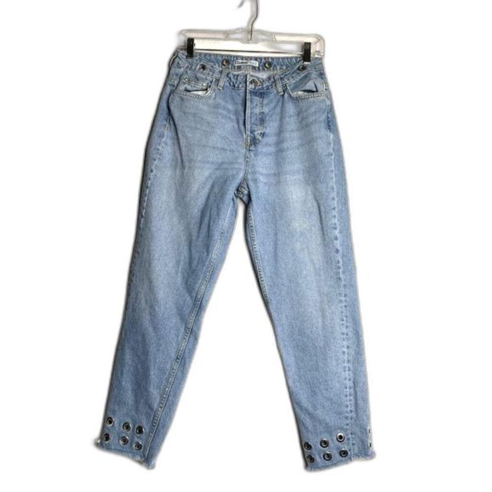 Zara basic button up jeans straight leg Distressed Frayed Button Holes Size 4